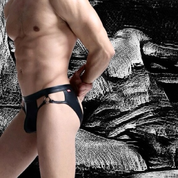 Mens Backless Faux Leather Brief - Picture 5 of 7